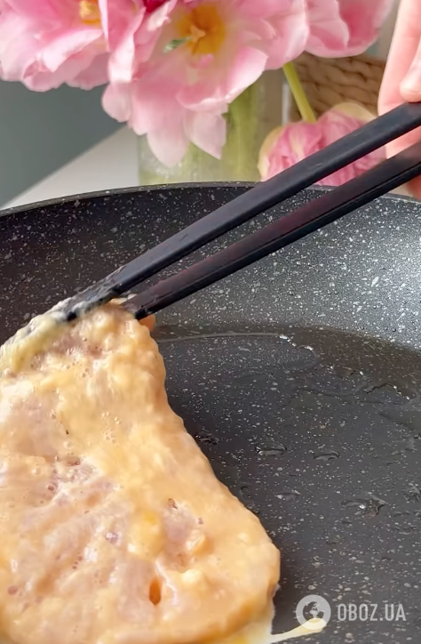 Сочные отбивные с грибным соусом для праздничного стола: делимся лучшим рецептом