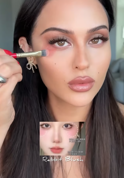 Как нанести румяна, чтобы вы выглядели моложе: есть 4 способа