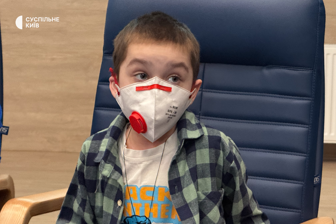 У Києві 5-річному хлопчику пересадили серце 13-річного донора: як таке стало можливим. Фото