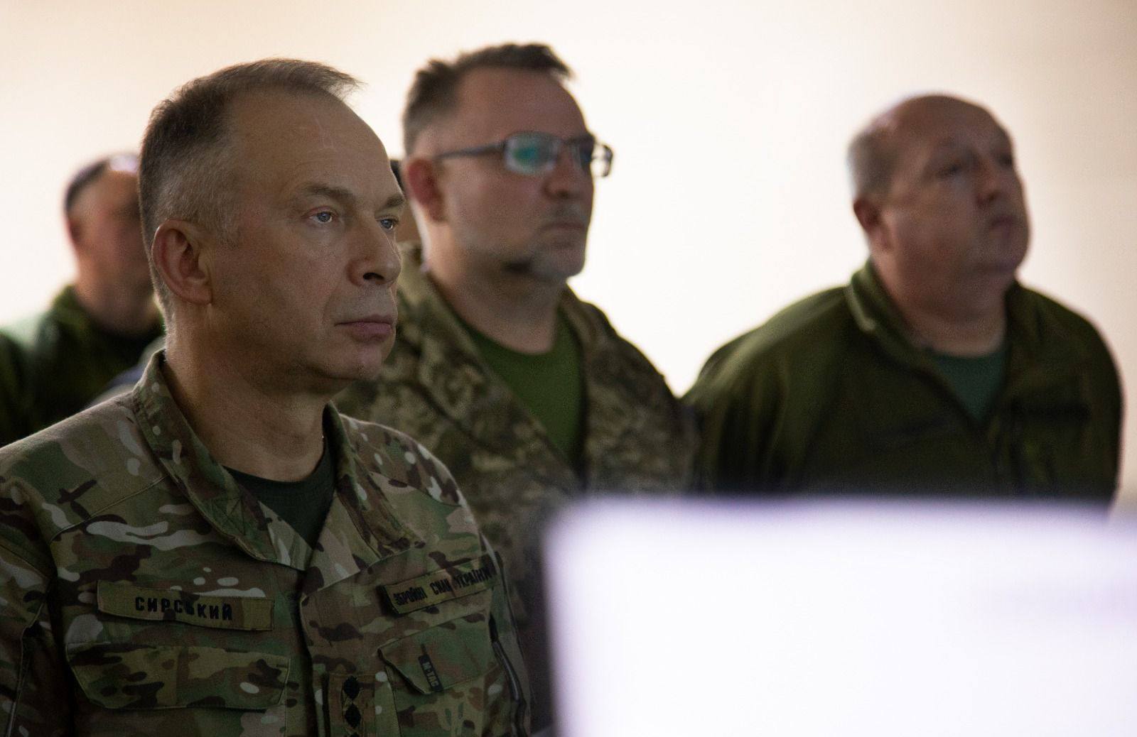 Окупанти посилюють своє угруповання: Сирський відвідав Південну операційну зону і дав важливі доручення. Фото