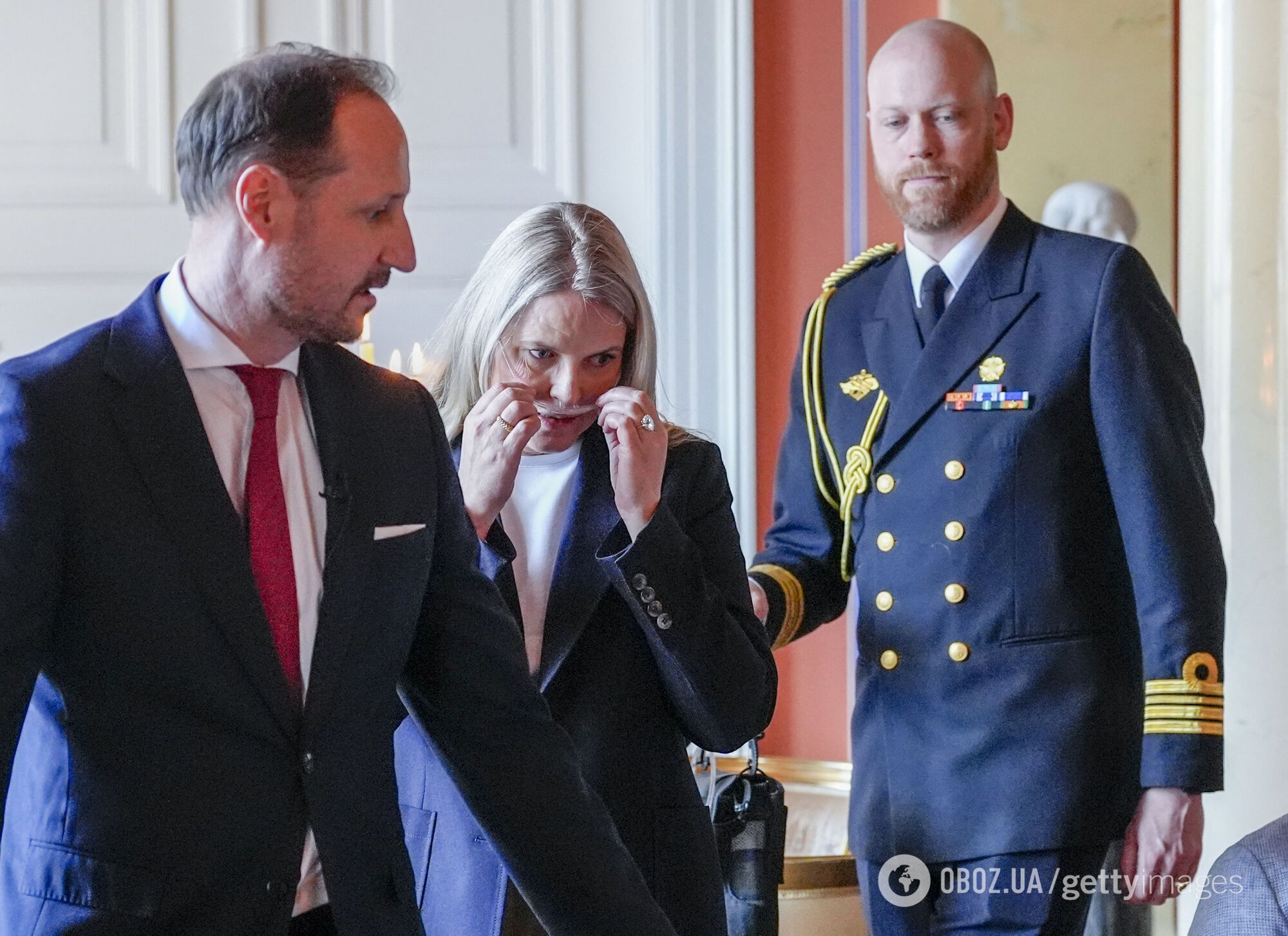 Кронпринцеса Норвегії з'явилася на офіційному прийомі з кисневою трубкою: що відомо про її діагноз