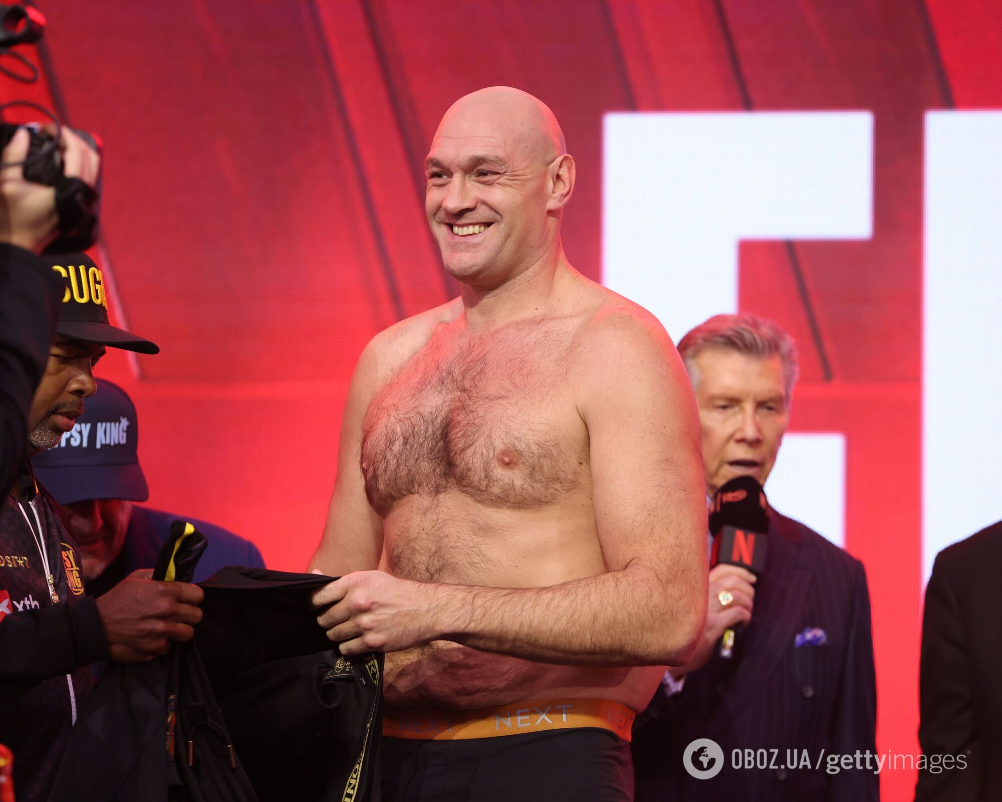 Леннокс Льюїс сказав, чим точно закінчиться бій Ф'юрі проти Махмудова