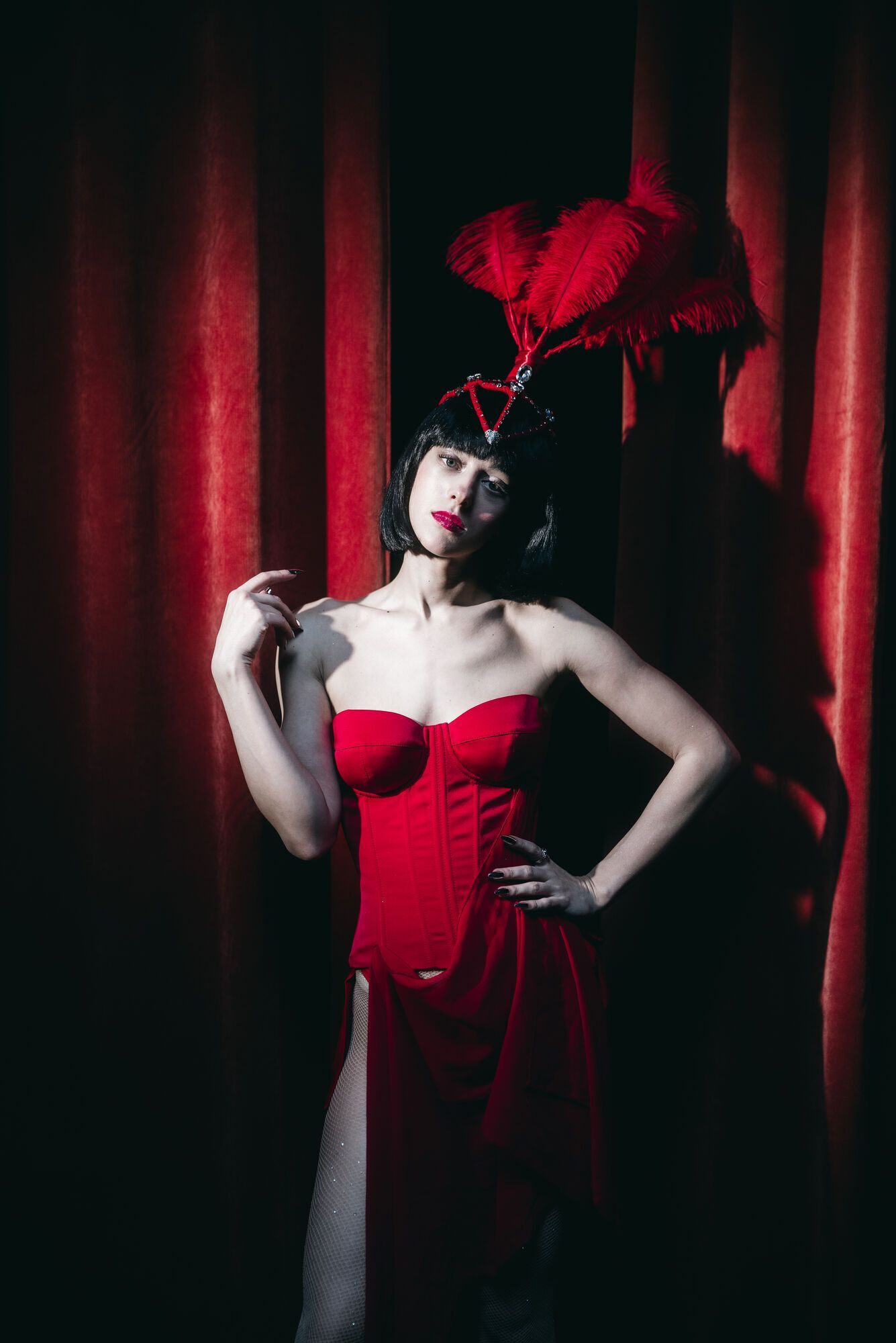 "Це дико – національний театр грає російською". Анастасія Рула – про мовні компроміси, свекруху Сумську та залаштунки "Конотопської відьми"