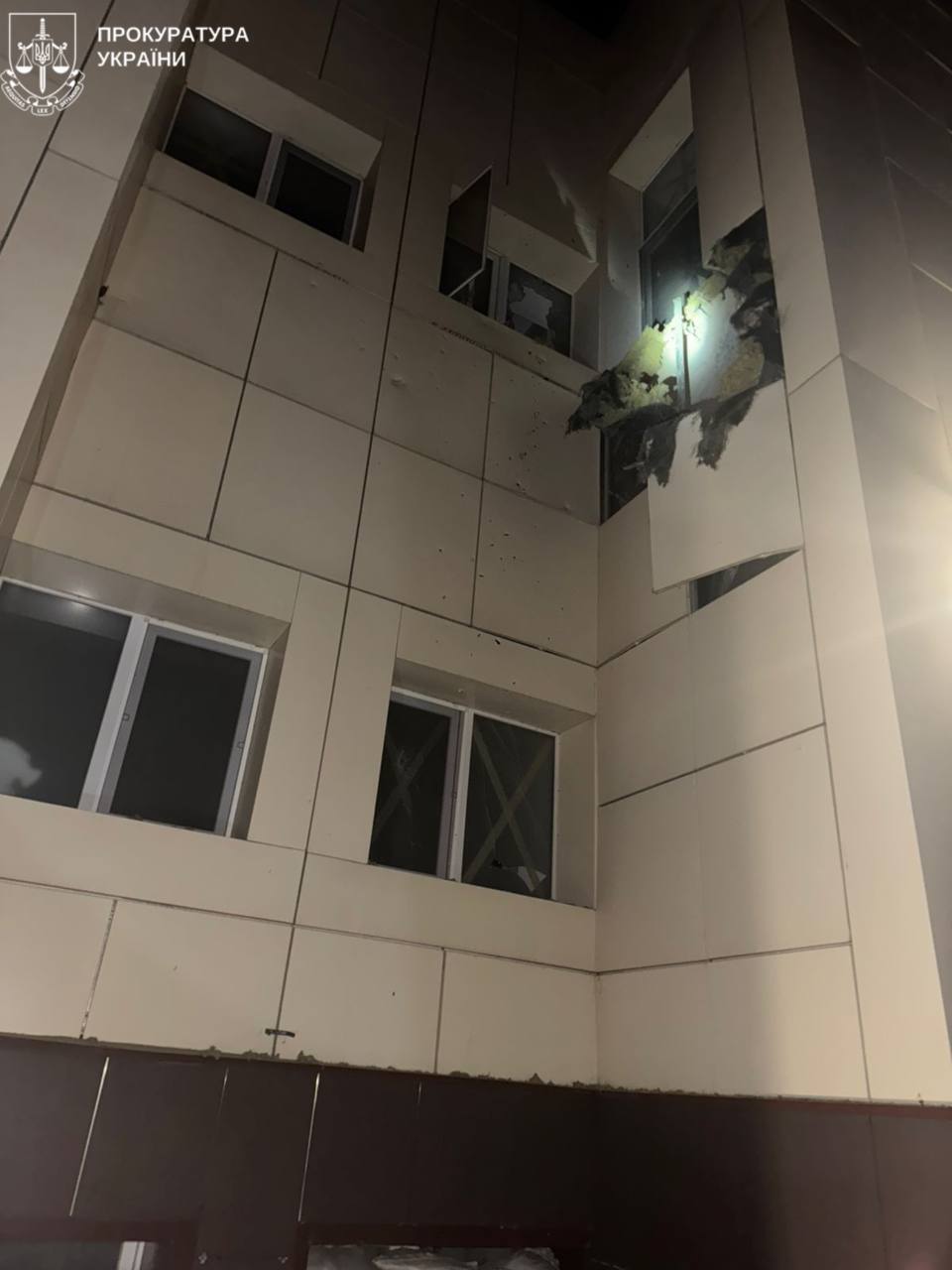 Син із бабусею поїхав за кордон: в Одесі внаслідок удару Росії загинуло молоде подружжя. Відео