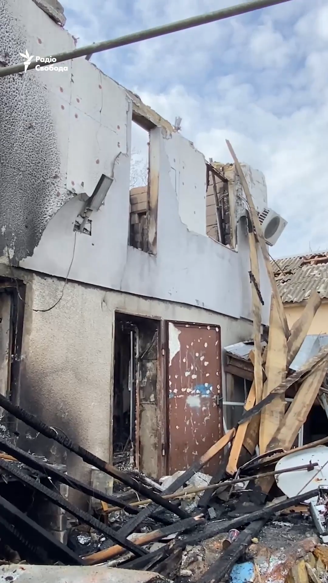 "Це був жах": мешканка Одеси розповіла про момент російської атаки і її наслідки. Відео