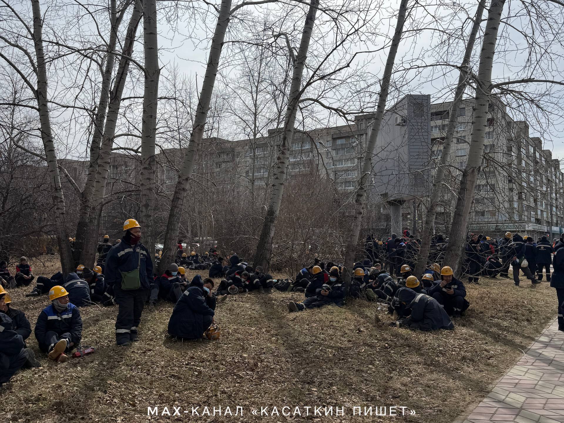 Сотні китайців вийшли на протест у російському Комсомольську-на-Амурі: чого добиваються. Фото і відео