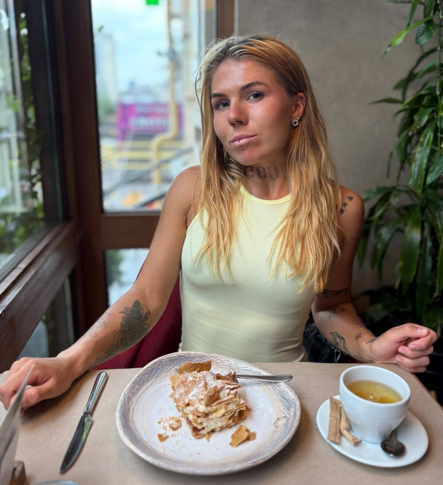 Необычная украинская красавица дебютировала за сборную Украины по теннису. Фото