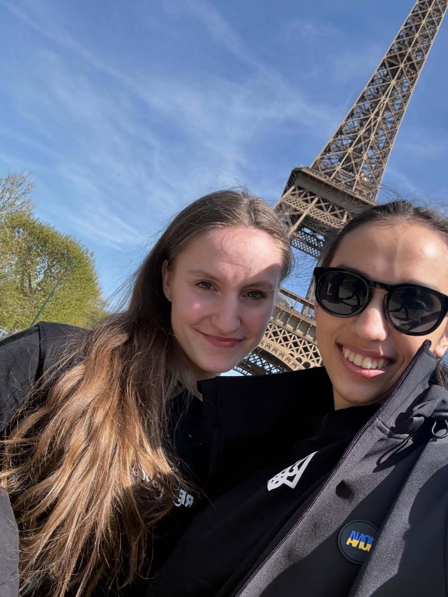 Украинские гимнастки покорили Париж своей красотой. Фото