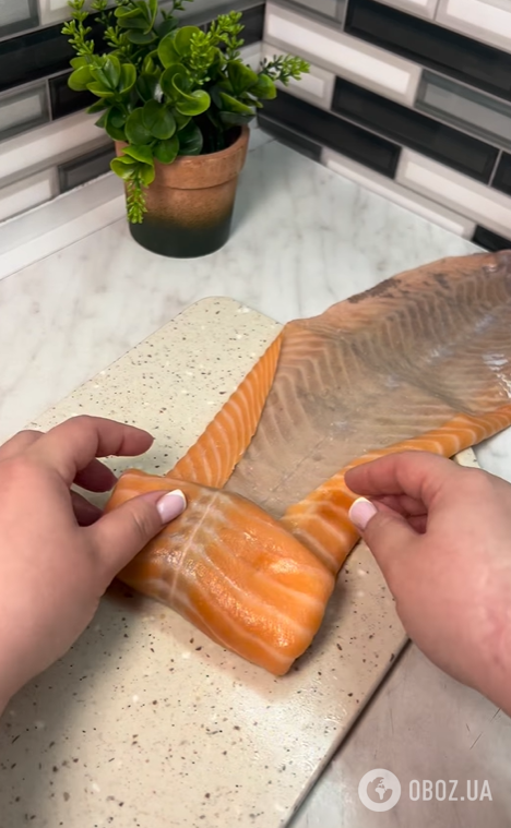 Сытные закусочные рулетики из красной рыбы: на каждый день и для праздничного стола