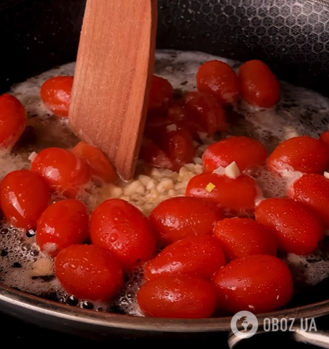 Соковите куряче філе у вершковому соусі: можна подавати з будь-якою крупою