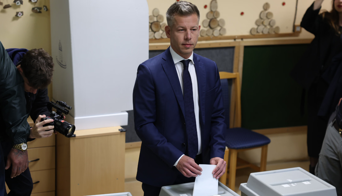 В Венгрии начались судьбоносные парламентские выборы: каковы шансы у Орбана. Все детали