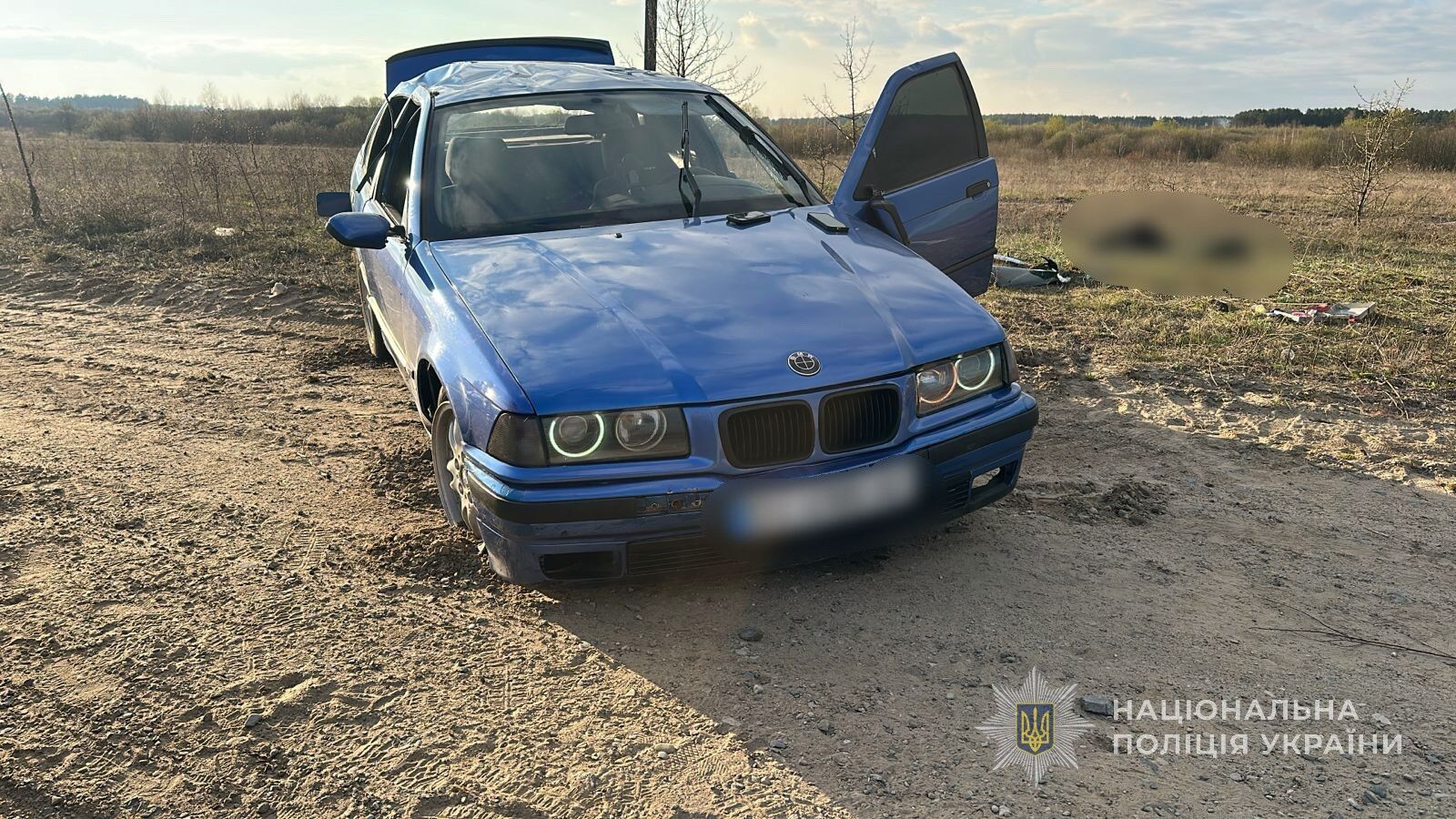 Авто вилетіло з дороги і перевернулося: на Волині у ДТП загинули двоє школярів. Фото