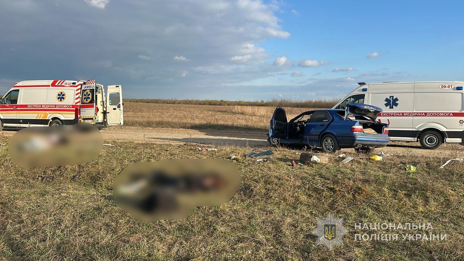 Авто вилетіло з дороги і перевернулося: на Волині у ДТП загинули двоє школярів. Фото