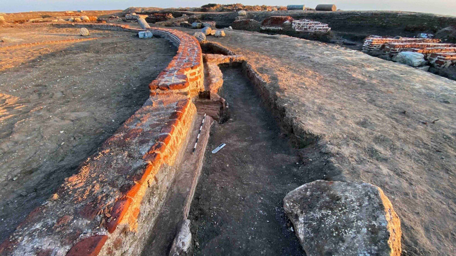 Великий науковий прорив: у Єгипті розкопали незвичний храм. Фото