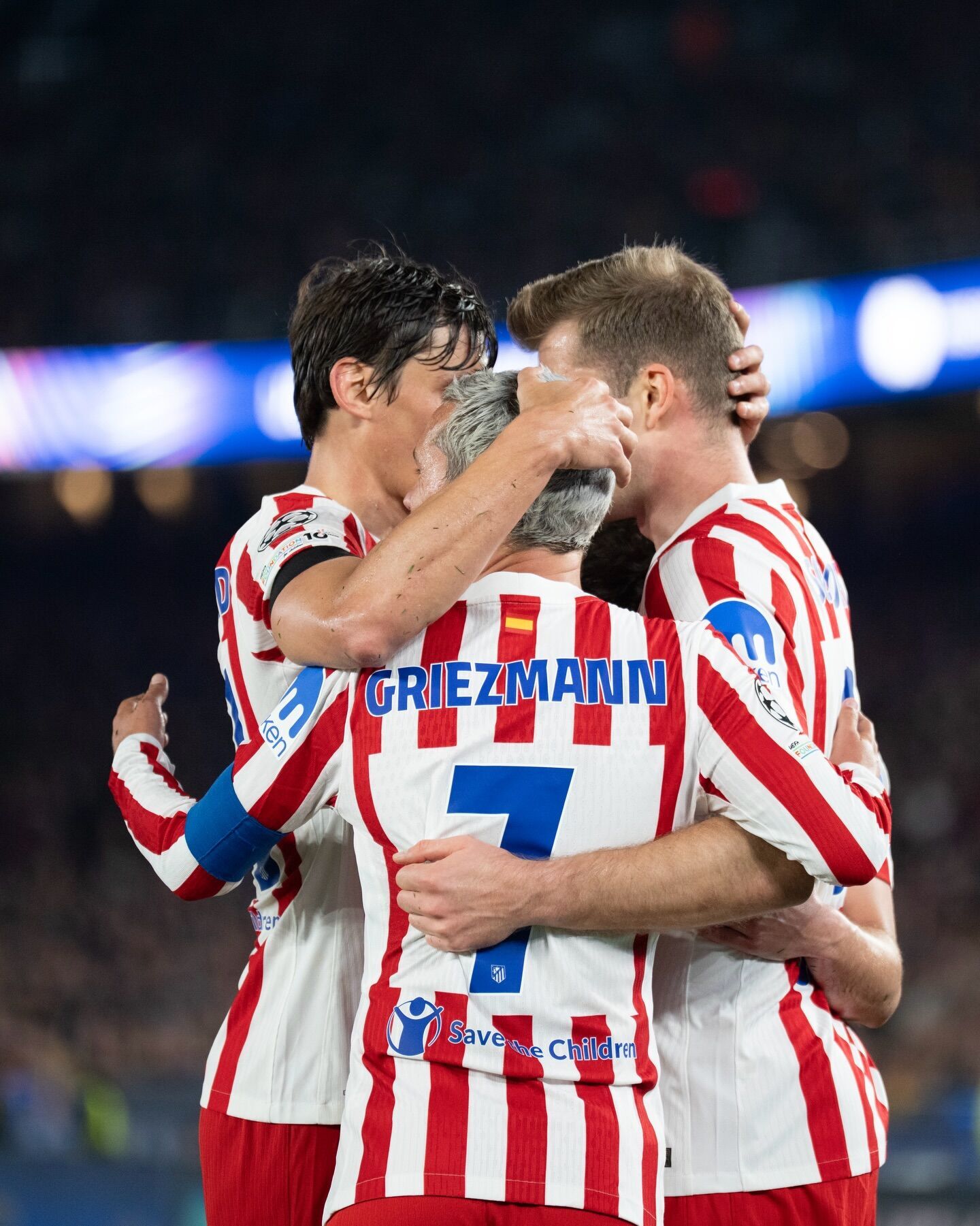 Де дивитися та о котрій "Атлетико" – "Барселона": час початку та розклад трансляцій 1/4 фіналу Ліги чемпіонів