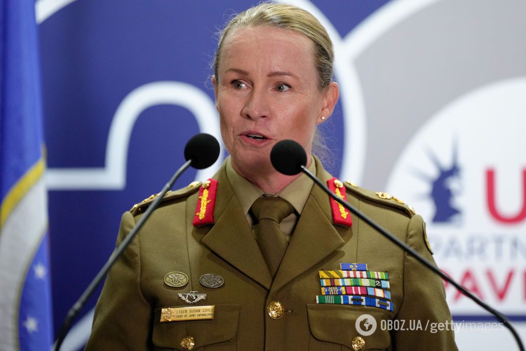 На волне обвинений в систематических сексуальных домогательствах армию Австралии впервые в истории возглавит женщина: что о ней известно