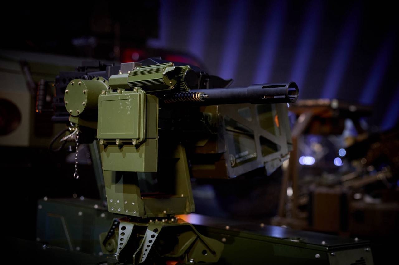 Окупанти здалися в полон: ЗСУ вперше в історії захопили ворожу позицію виключно безпілотними платформами і дронами. Фото