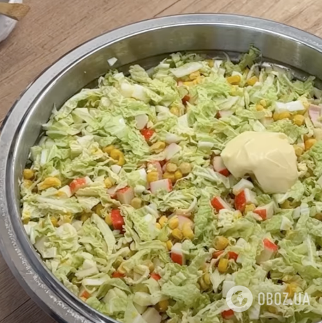 Вкусный салат из пекинской капусты для праздничного стола и на каждый день: делимся рецептом