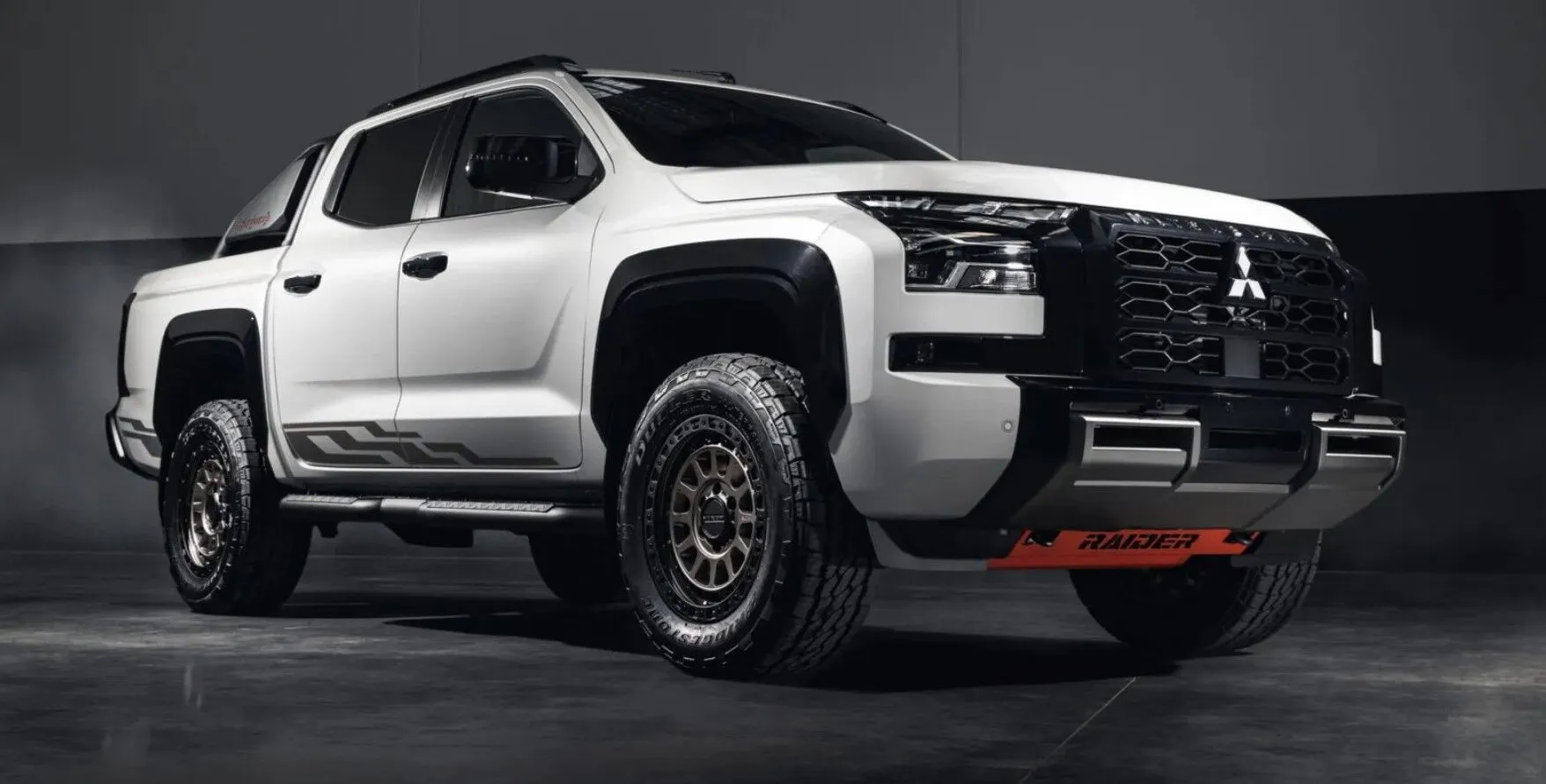 Mitsubishi Triton Raider