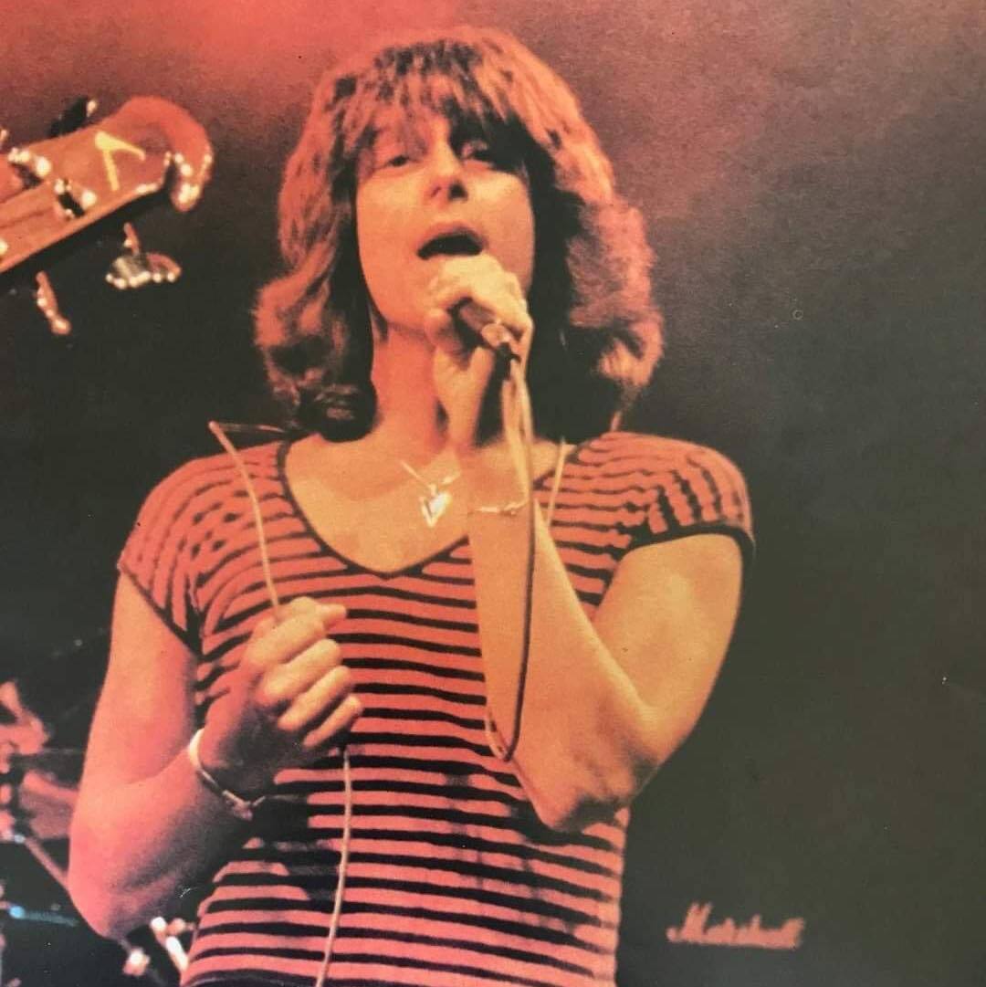 Ексучасник Deep Purple "продався" Кремлю і зганьбився захопленими заявами в Москві, поки РФ атакує Україну