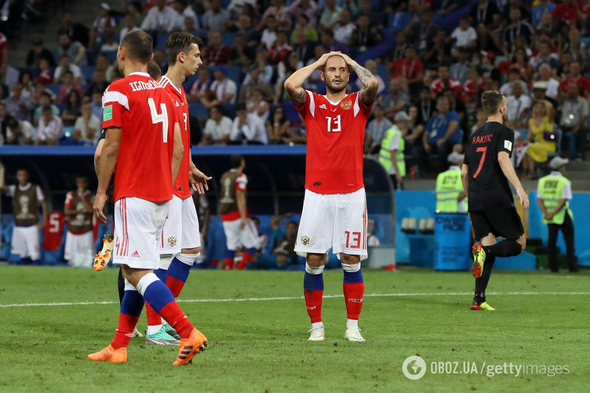 Знаменитого ексфутболіста збірної Росії відправив у важкий нокаут репер. Відео
