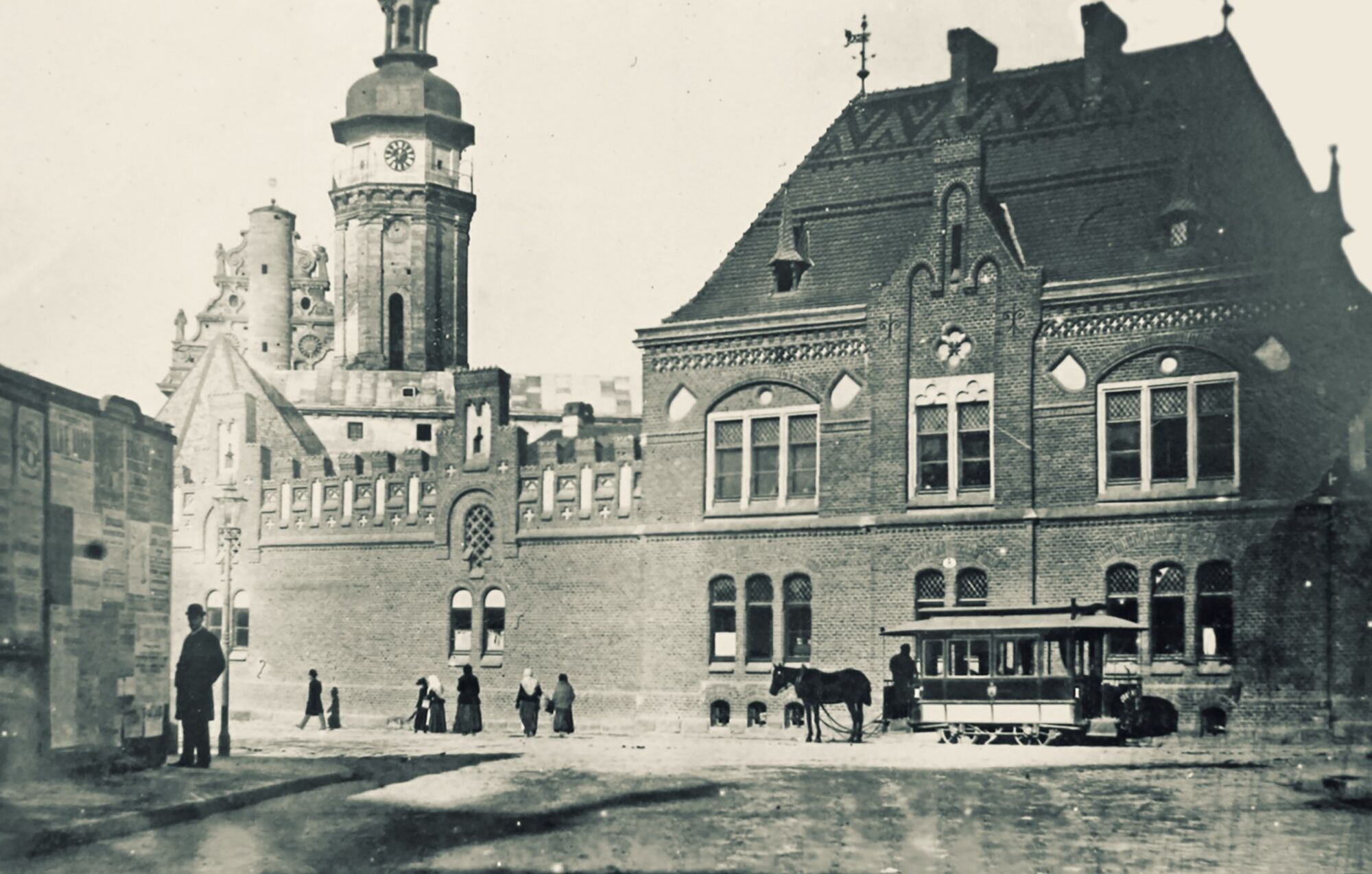 Старий Львів: у мережі показали унікальні фото