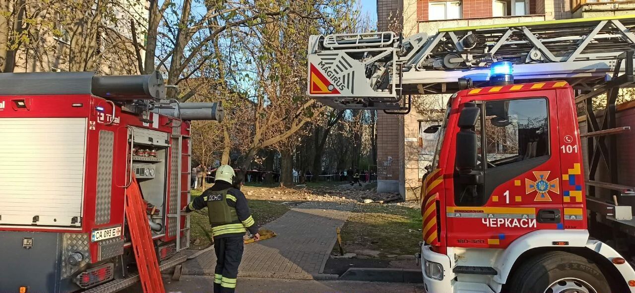 Россия атаковала "Шахедами" Черкассы: погиб 8-летний ребенок. Фото