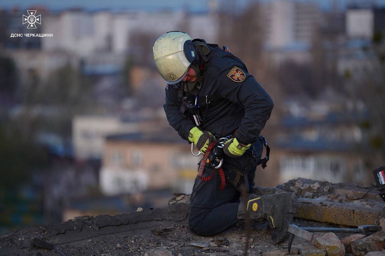 Россия атаковала "Шахедами" Черкассы: погиб 8-летний ребенок. Фото