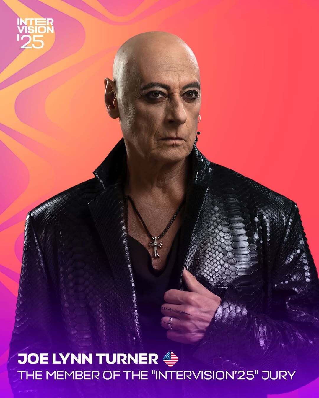 Ексучасник Deep Purple "продався" Кремлю і зганьбився захопленими заявами в Москві, поки РФ атакує Україну