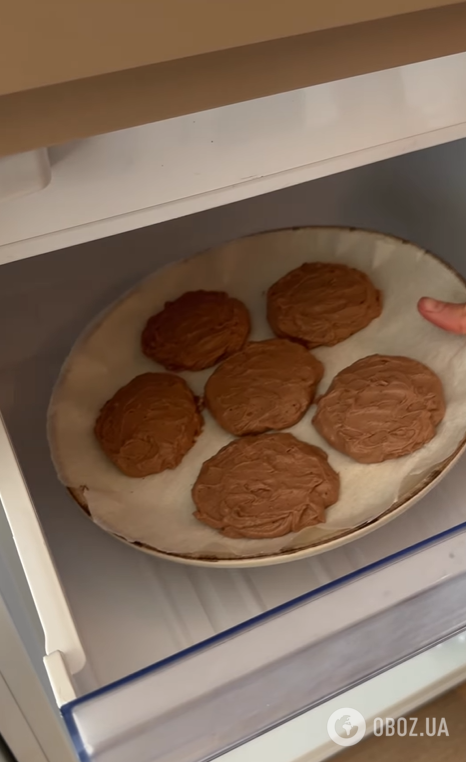 Полезный белковый десерт без лишних калорий: готовится без выпекания