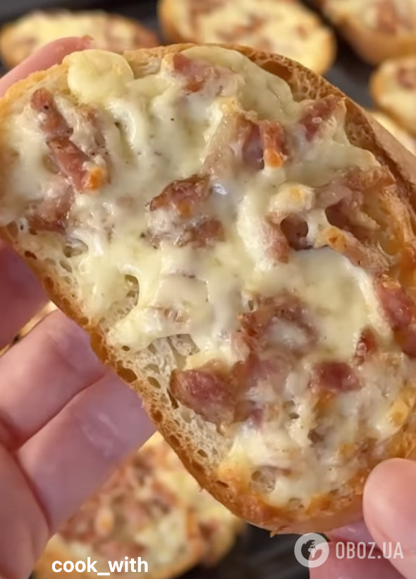 Сытные горячие бутерброды по-новому: делимся рецептом вкусного блюда