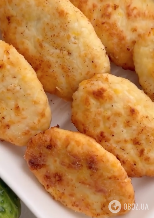 Що додати у фарш для курячих котлет, щоб вони були соковитими: всього два інгредієнти