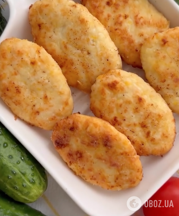 Що додати у фарш для курячих котлет, щоб вони були соковитими: всього два інгредієнти