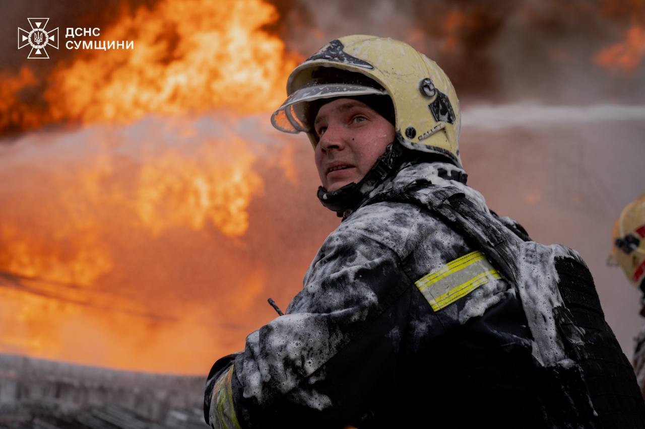 Россия атаковала Украину тремя баллистическими ракетами и 324 дронами: силы ПВО обезвредили 309 целей