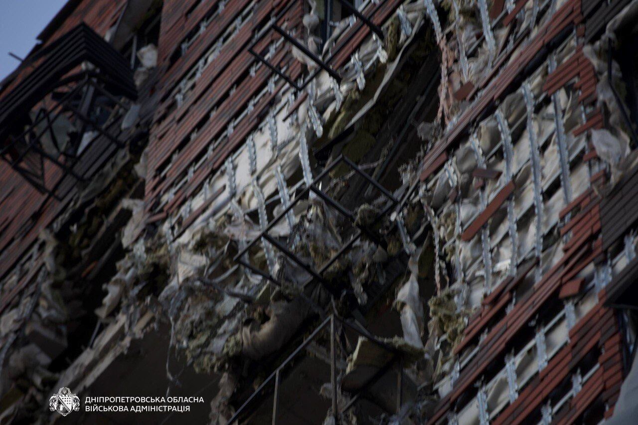 Россия атаковала Украину тремя баллистическими ракетами и 324 дронами: силы ПВО обезвредили 309 целей