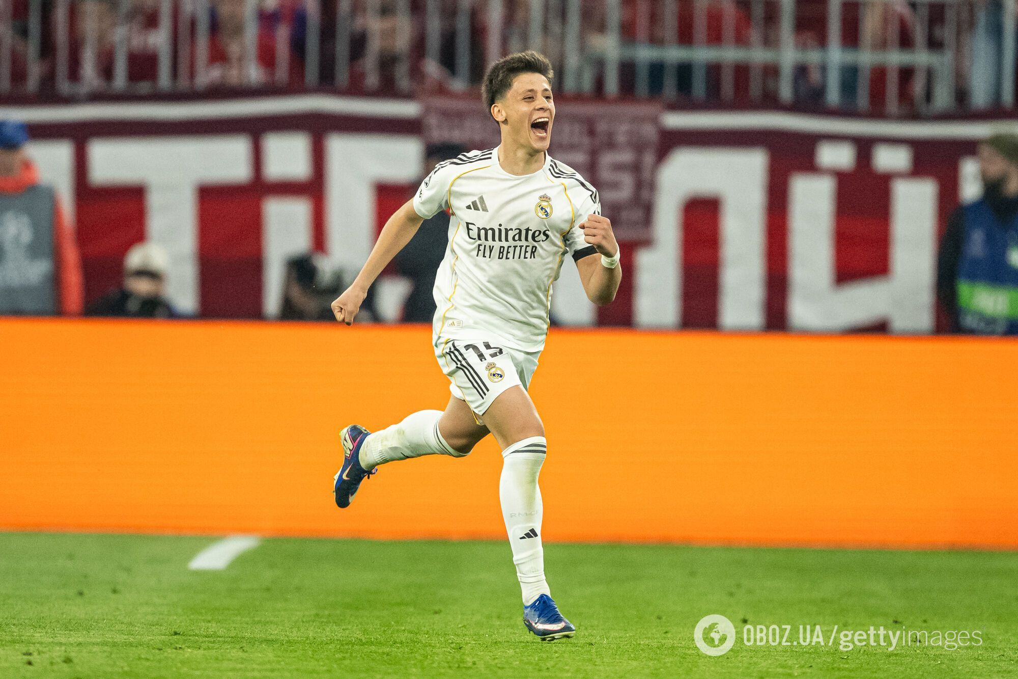 Футболіст "Реала" забив фантастичний гол "Баварії" в Лізі чемпіонів прямим ударом зі штрафного. Відео