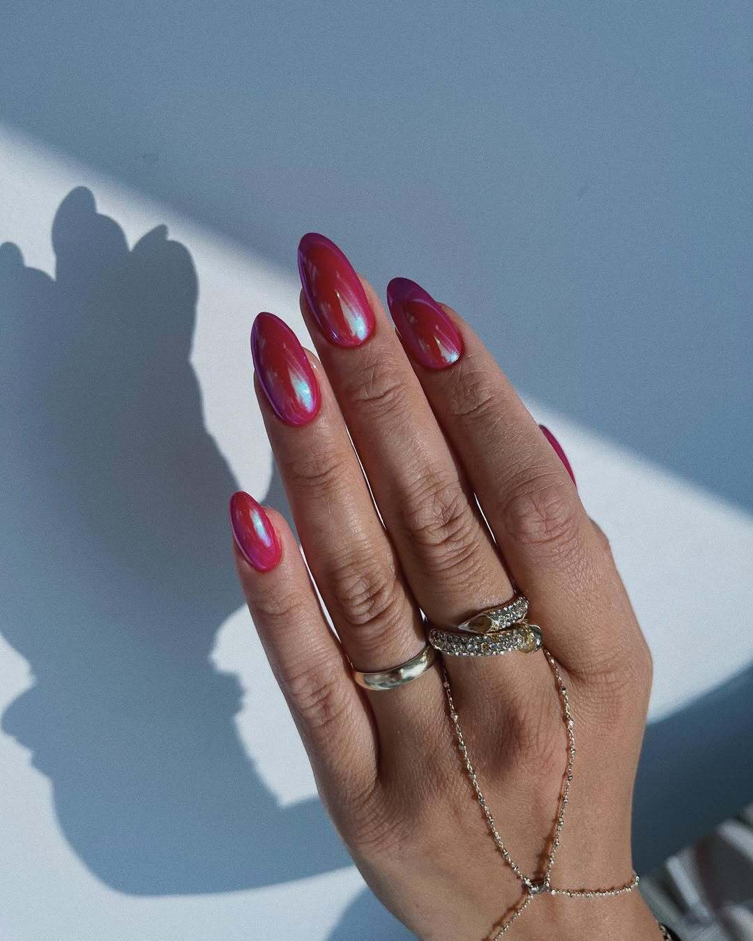 Який манікюр модний цієї весни: як зробити глазуровані нігті