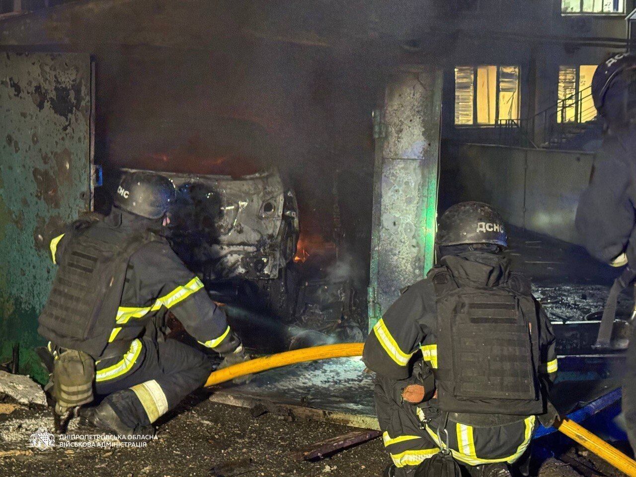 Росія атакувала Дніпро "Шахедами": зруйновано навчальний заклад, постраждали двоє дітей. Фото