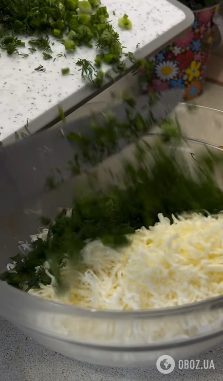 Ситні рулетики з лаваша з сиром: готуються 15 хвилин