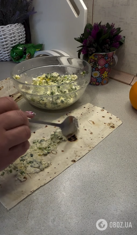 Ситні рулетики з лаваша з сиром: готуються 15 хвилин