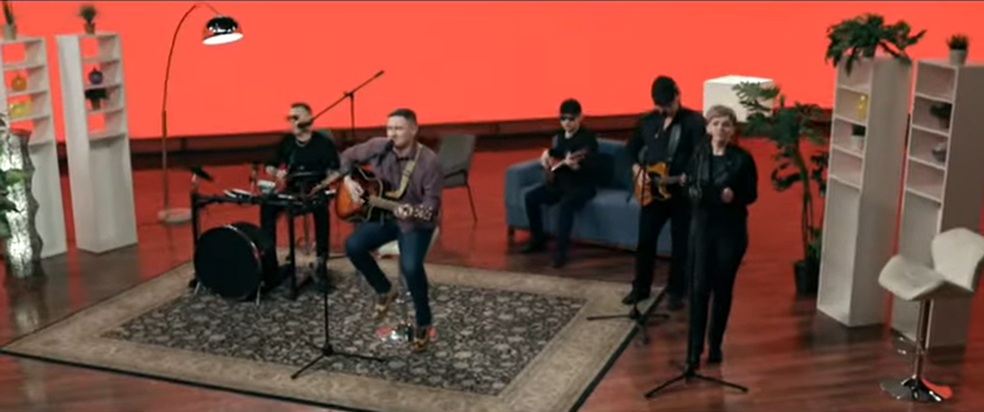 Від дискваліфікації до політичного протесту: учасники Євробачення, яких вигнали за крок до фіналу