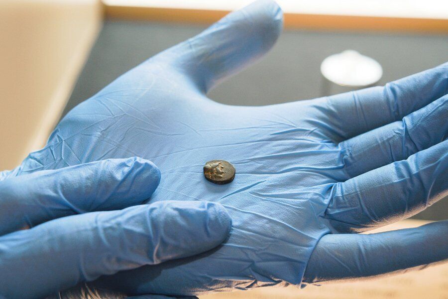 Первая в истории: в Берлине случайно нашли 2300-летнюю монету Трои. Фото