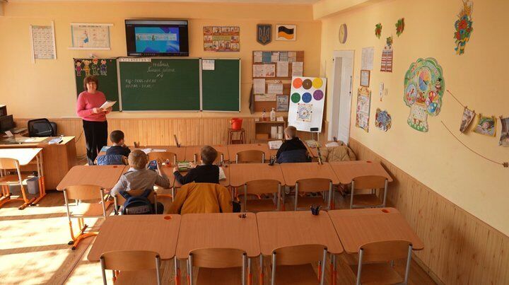 "Очень красивый, очень светлый ребенок": в Черкассах прощаются с 8-летним мальчиком, которого убила Россия. Фото