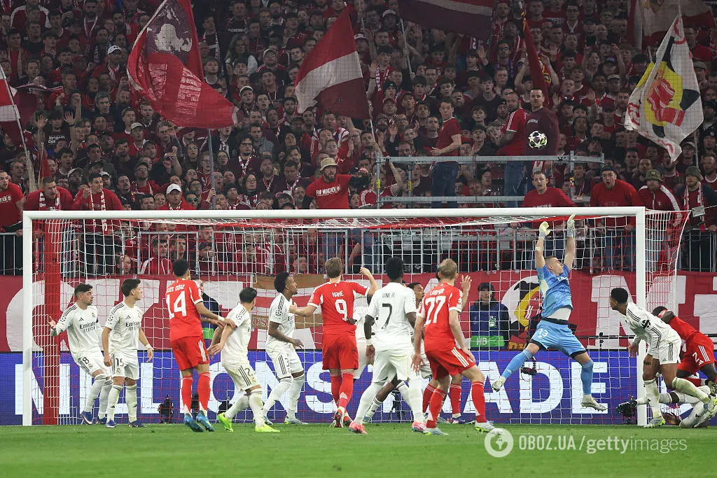 Куртуа на милицях краще: воротаря збірної України принизили після фіаско "Реала" в Лізі чемпіонів