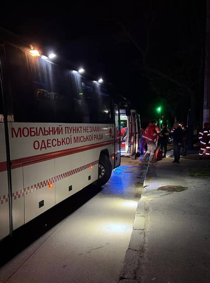 В Одесі внаслідок російської атаки загинуло 7 людей, 11 постраждали. Фото