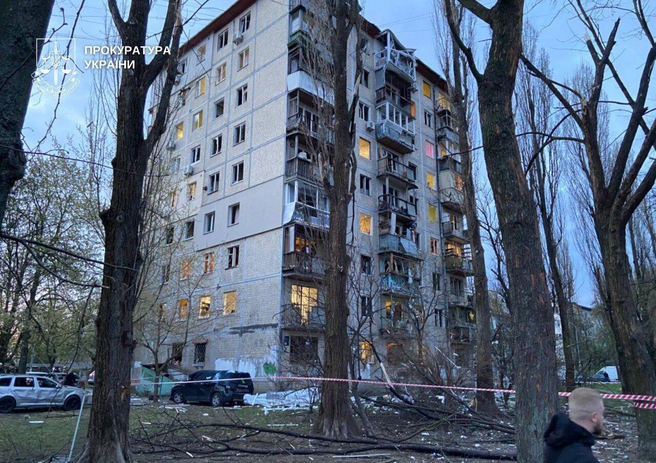 Під ударом були Київ, Дніпро, Одеса, Харків і Черкаси: Росія атакувала Україну дронами і ракетами, є жертви і руйнування