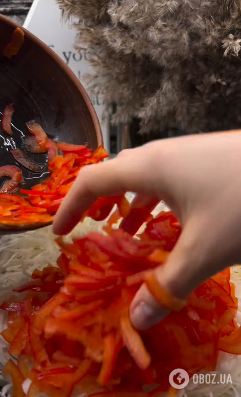 Маринованная капуста, которую можно есть сразу: самый простой рецепт