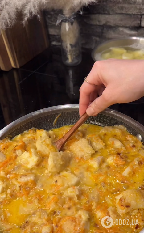 Смачна тушкована риба у сметані: готується на сковорідці