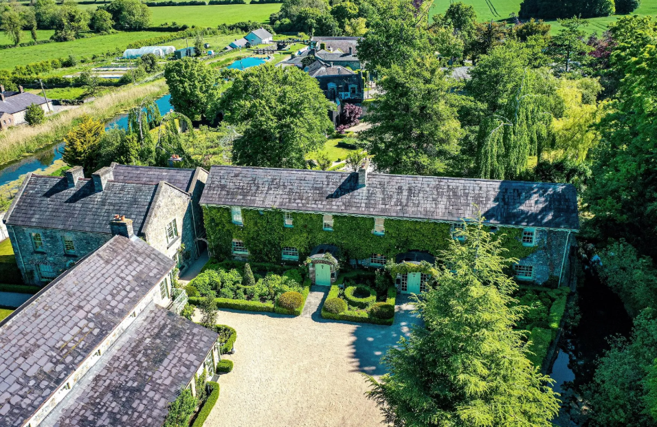 В Ірландії продають ціле село: скільки коштує