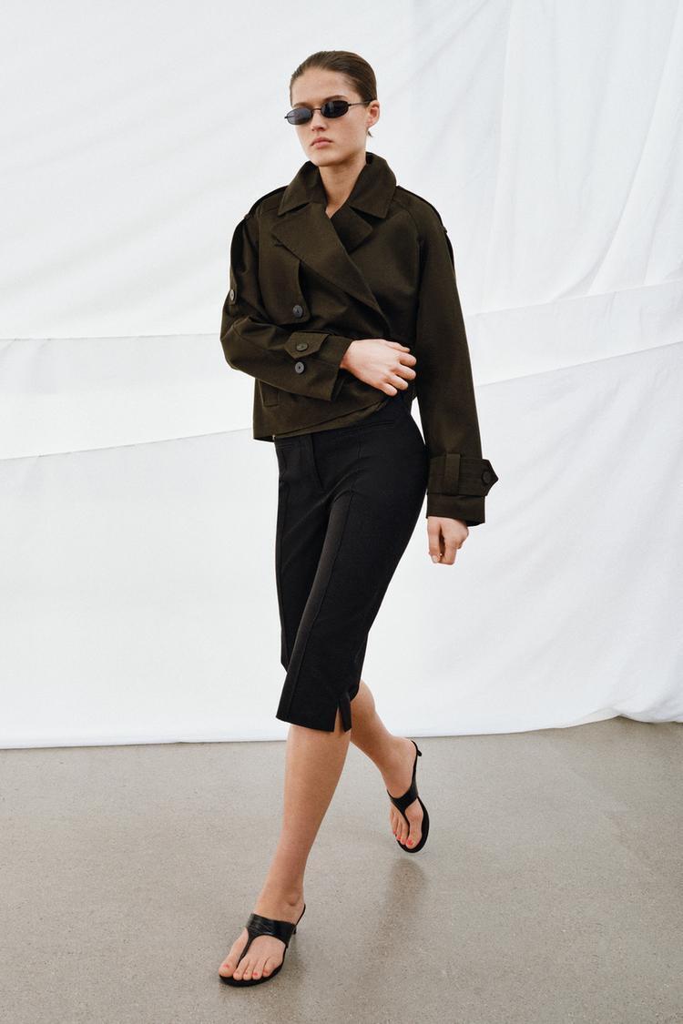 Додають французького шику: названо штани, які модні цієї весни